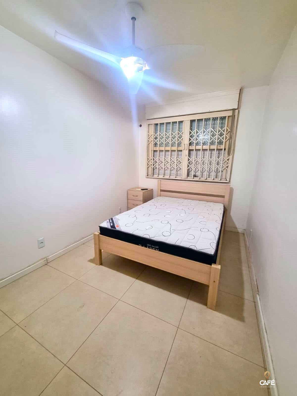 Apartamento à venda com 2 quartos, 62m² - Foto 5