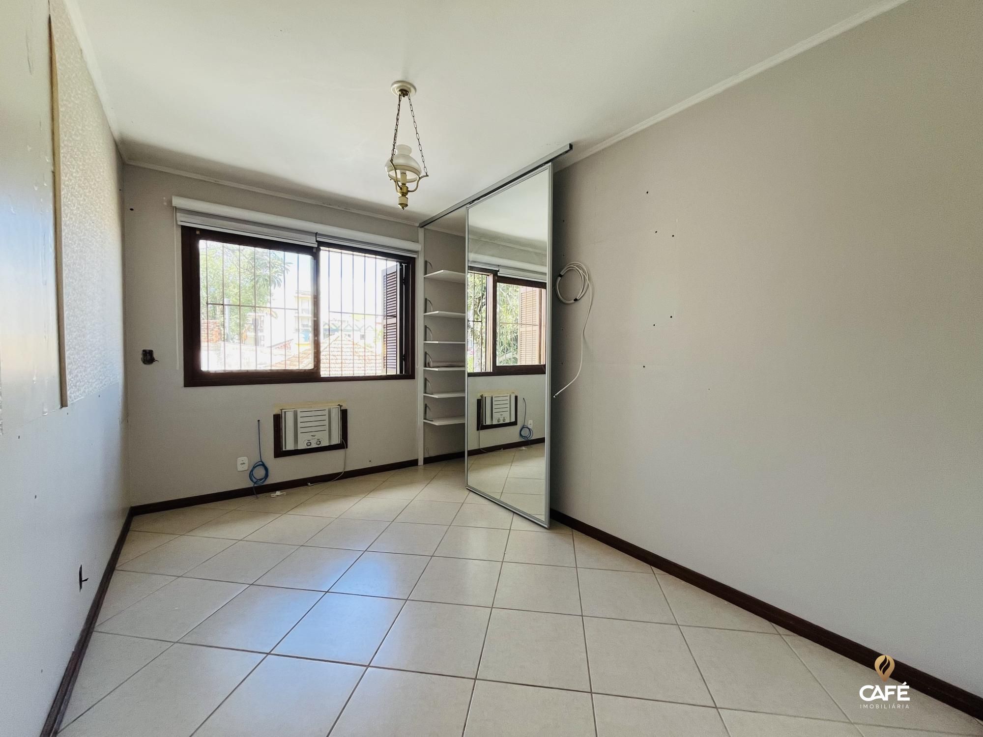 Casa à venda com 6 quartos, 280m² - Foto 15