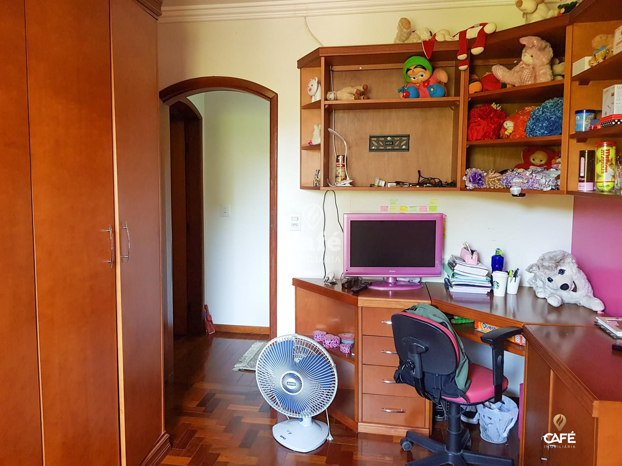 Apartamento à venda com 3 quartos, 180m² - Foto 7