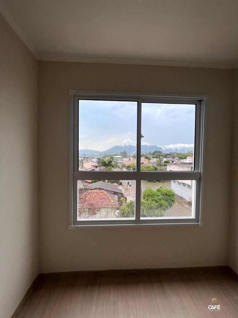 Apartamento à venda com 2 quartos, 50m² - Foto 4