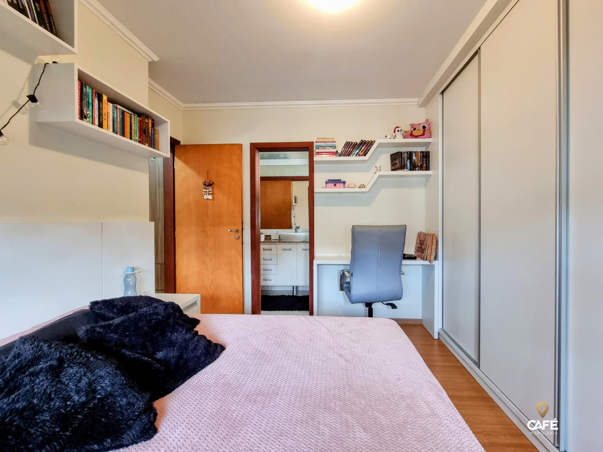 Apartamento à venda com 2 quartos, 83m² - Foto 11