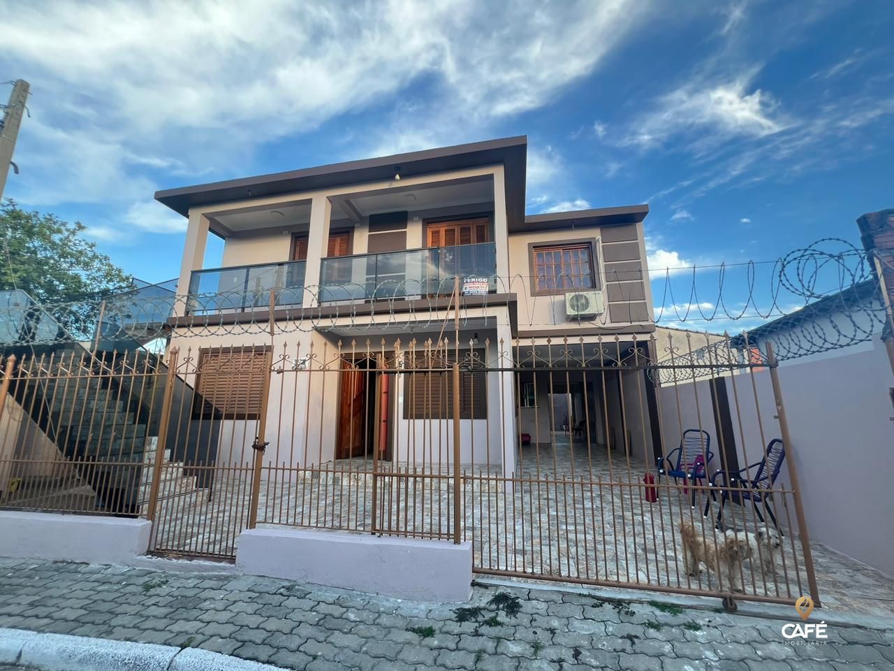 Casa, 7 quartos, 280 m² - Foto 1