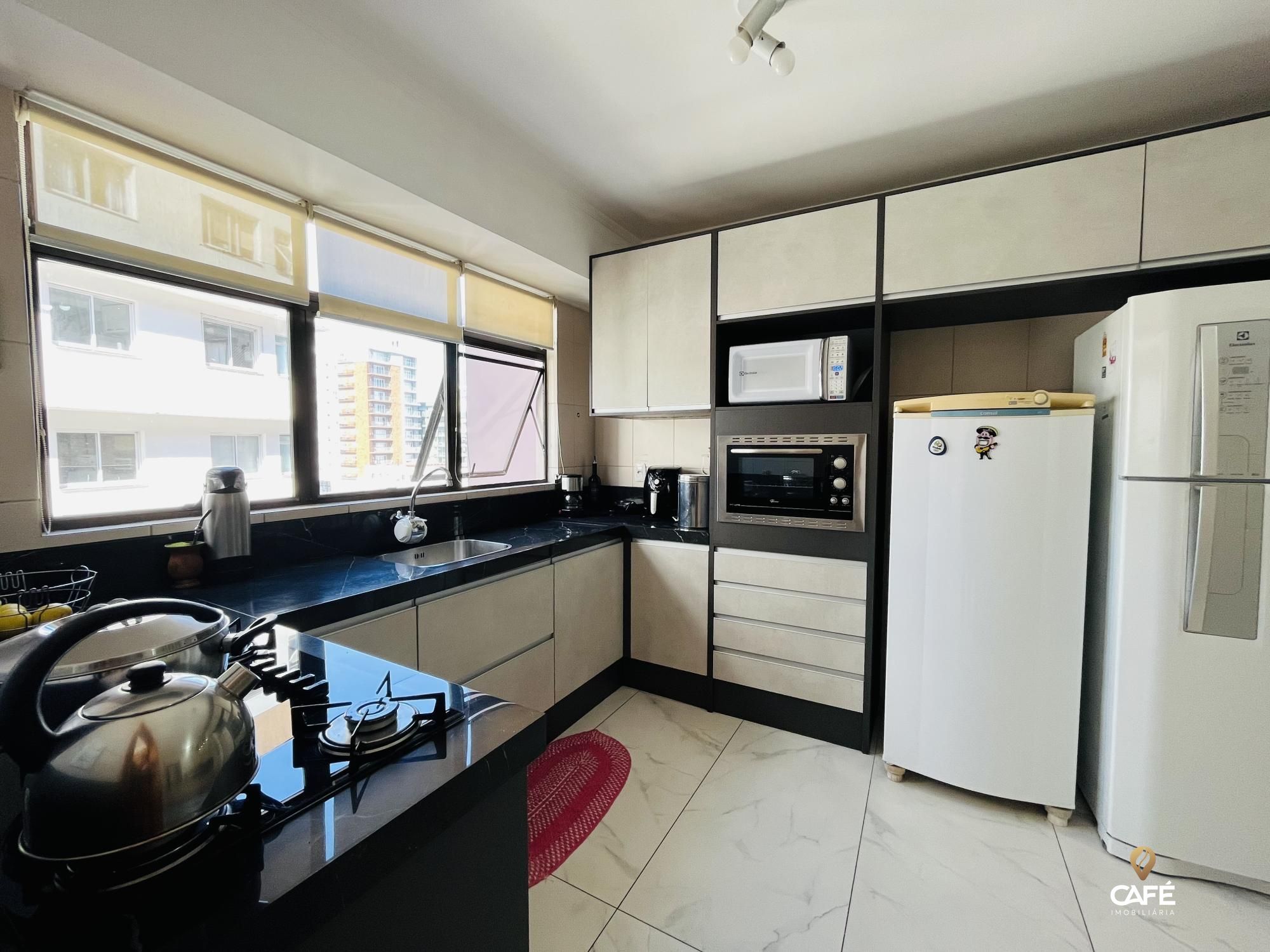 Apartamento à venda com 3 quartos, 173m² - Foto 7