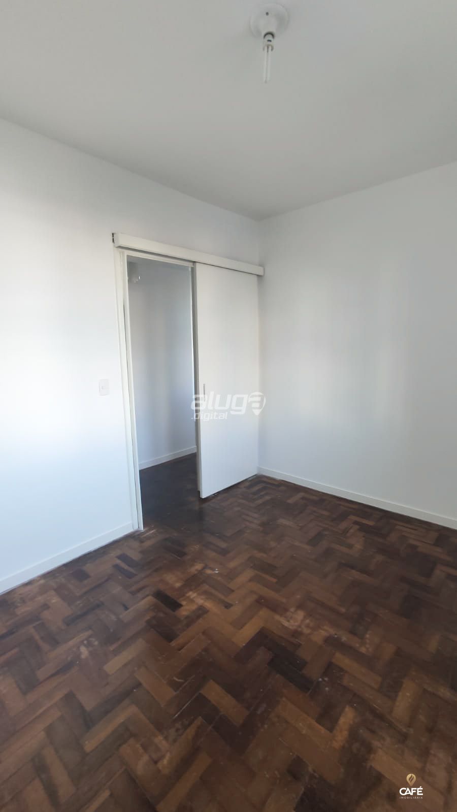 Conjunto Comercial-Sala para alugar com 1 quarto, 290m² - Foto 2