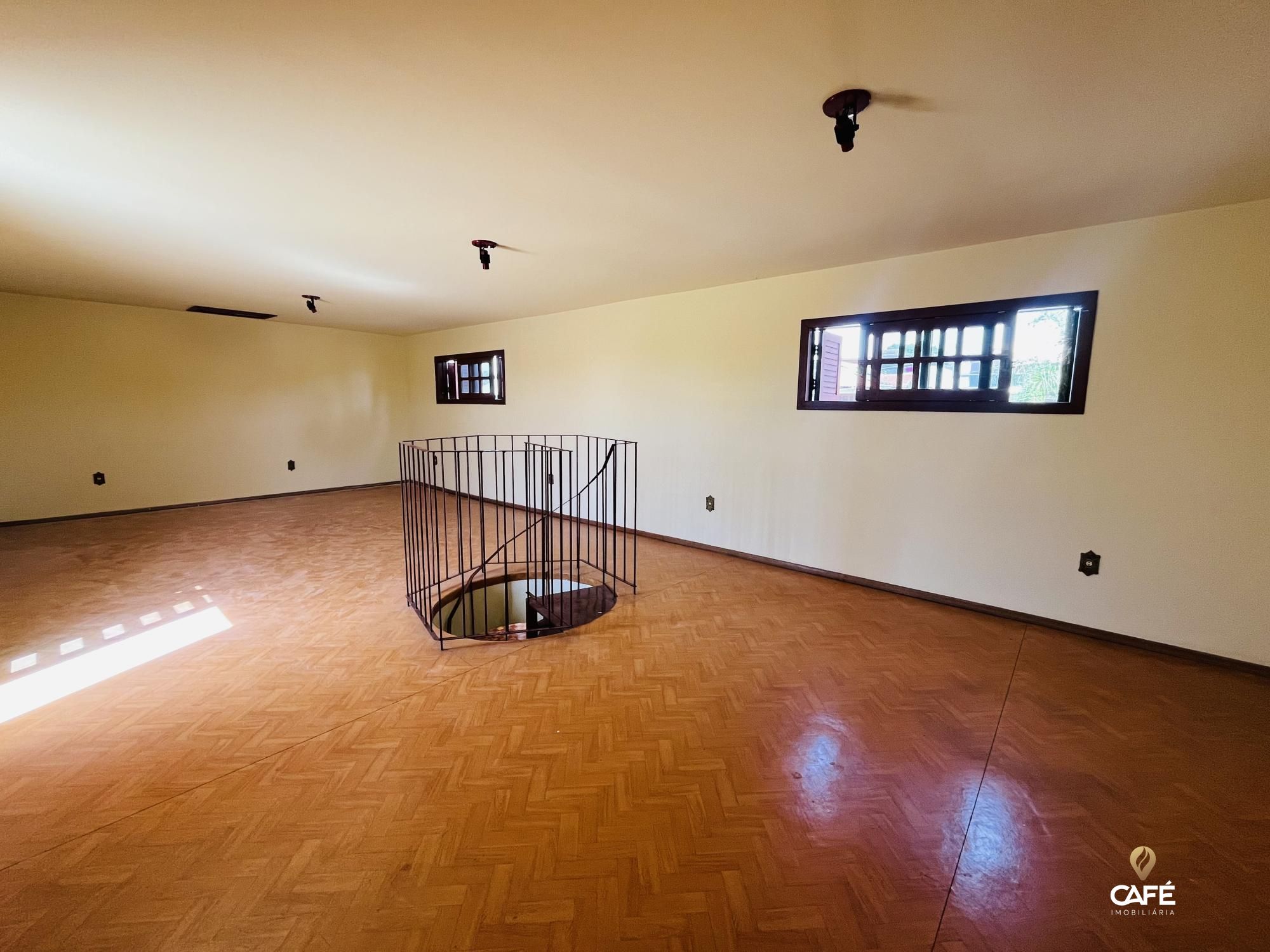 Casa à venda com 4 quartos, 280m² - Foto 4