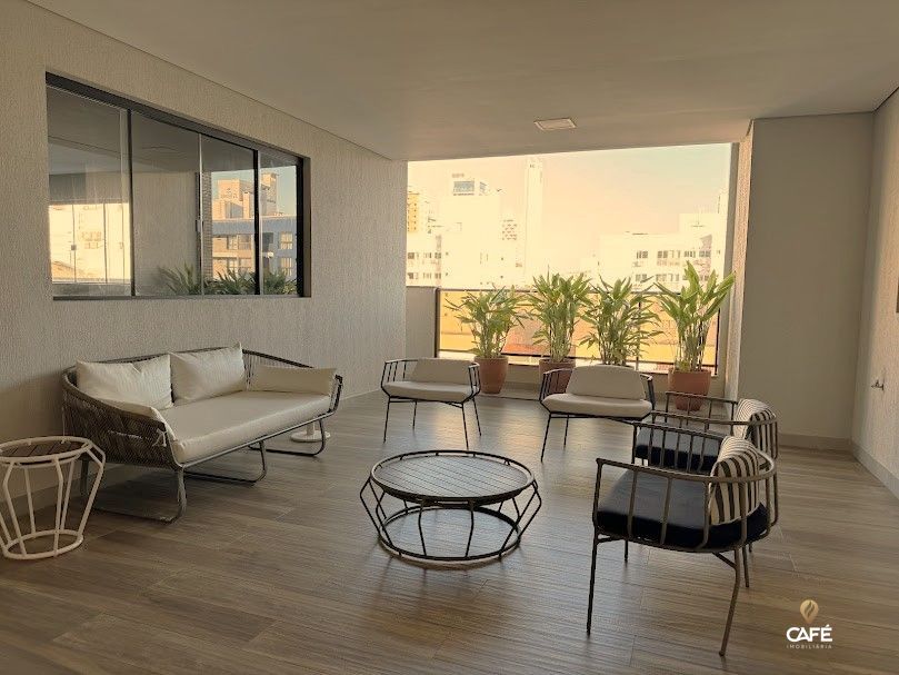 Apartamento à venda com 2 quartos, 77m² - Foto 19