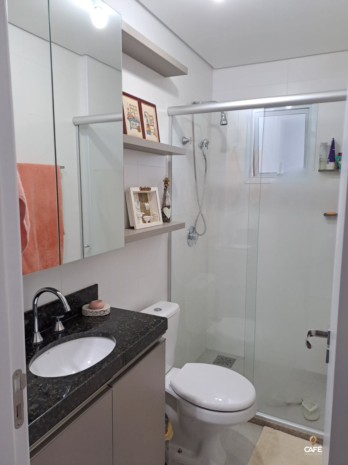 Apartamento à venda com 3 quartos, 131m² - Foto 4