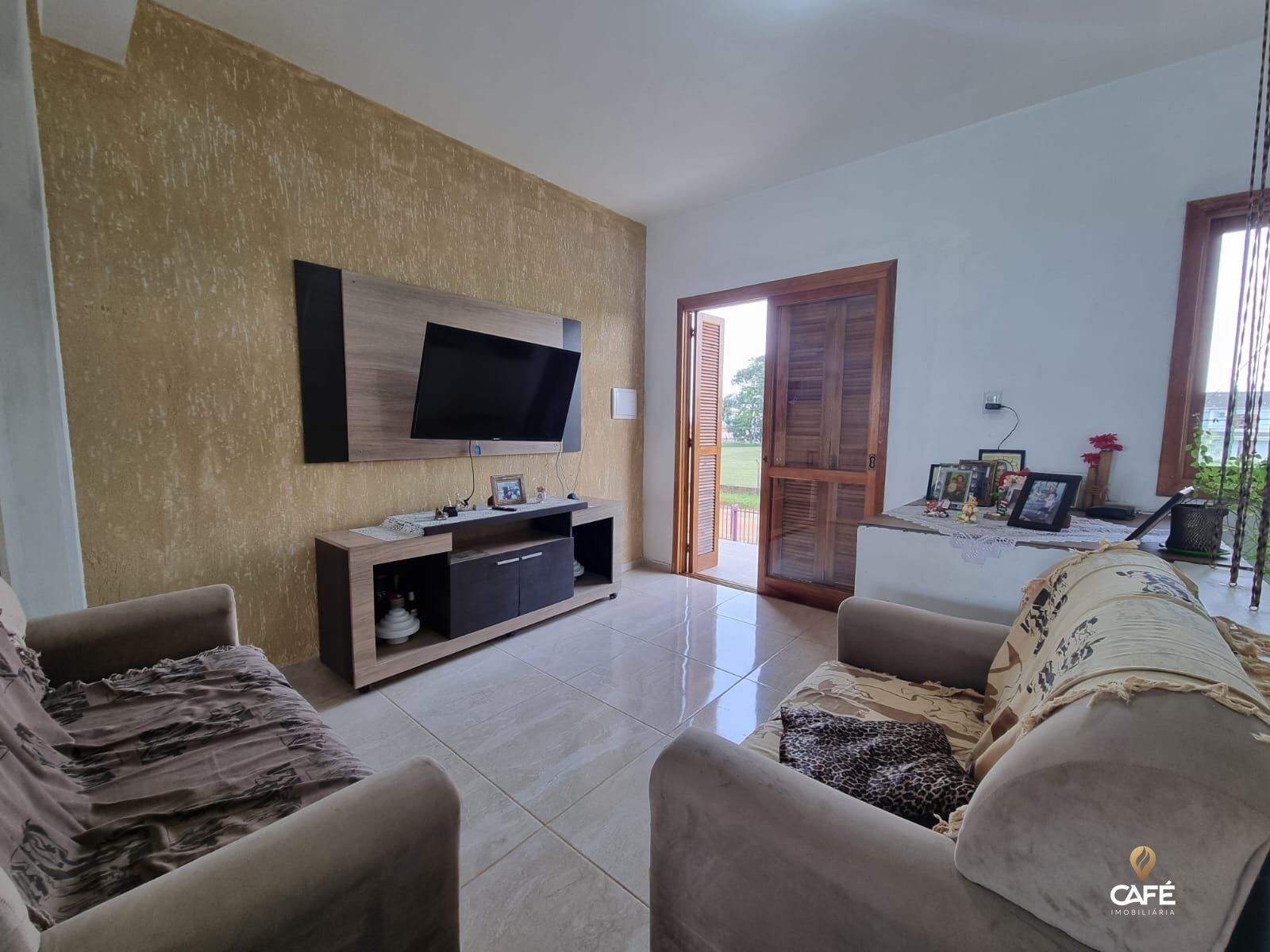 Casa à venda e aluguel com 2 quartos, 180m² - Foto 4