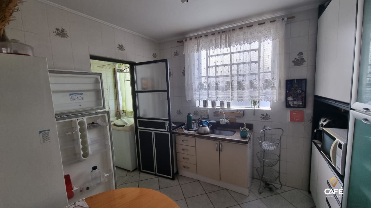 Apartamento à venda com 2 quartos, 83m² - Foto 11