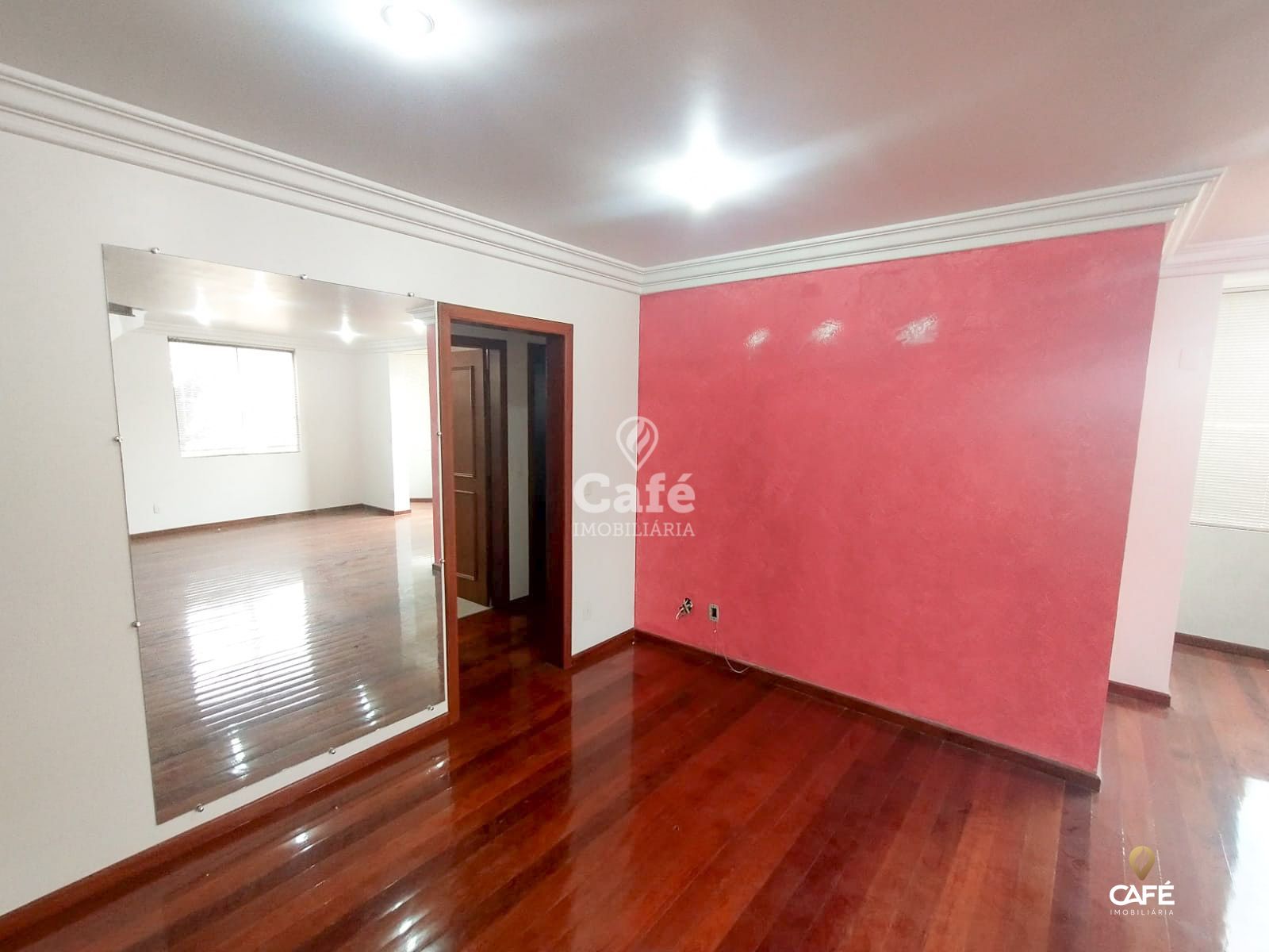 Cobertura à venda com 4 quartos, 270m² - Foto 2