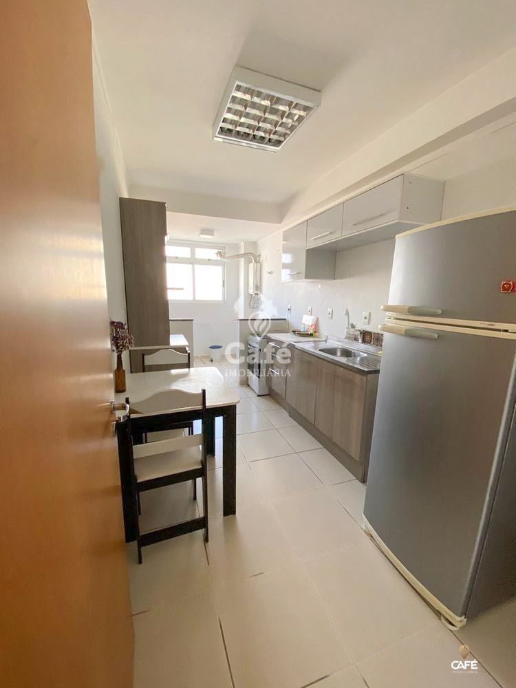 Apartamento à venda com 2 quartos, 85m² - Foto 7