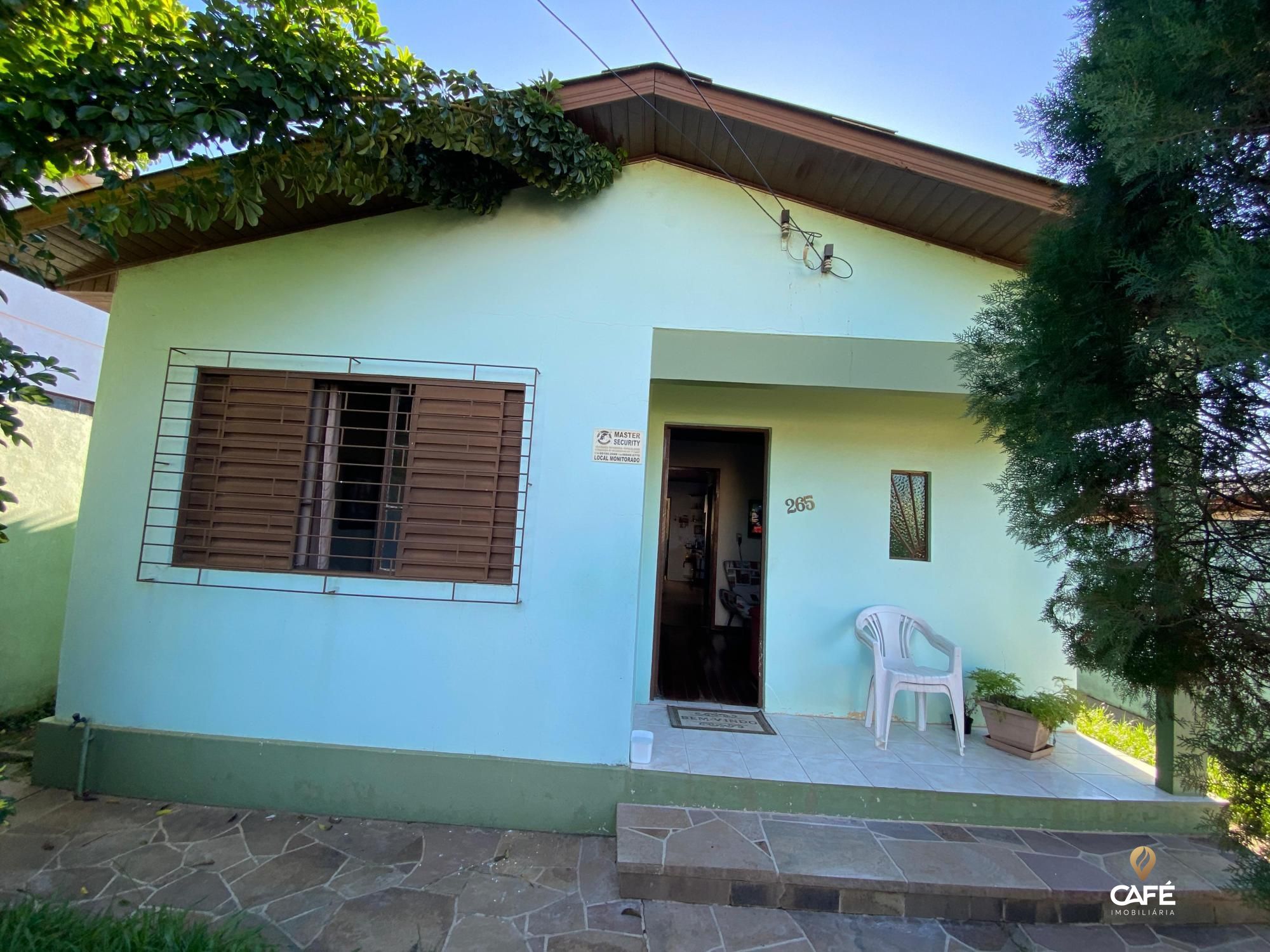 Casa à venda com 3 quartos, 70m² - Foto 2