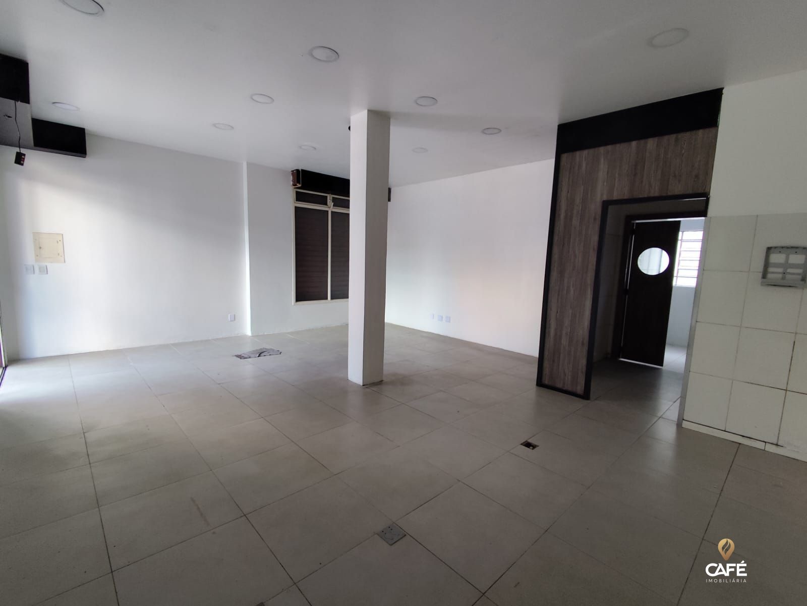 Loja-Salão para alugar com 3 quartos, 70m² - Foto 2