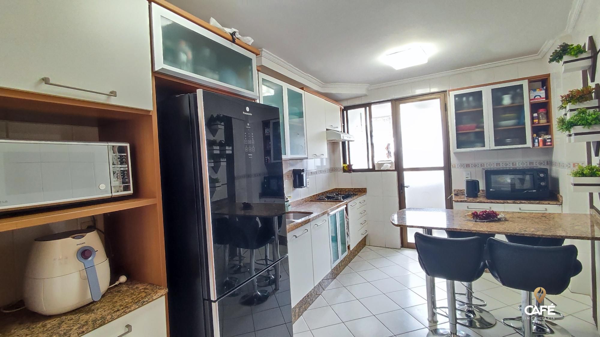 Apartamento à venda com 3 quartos, 124m² - Foto 13