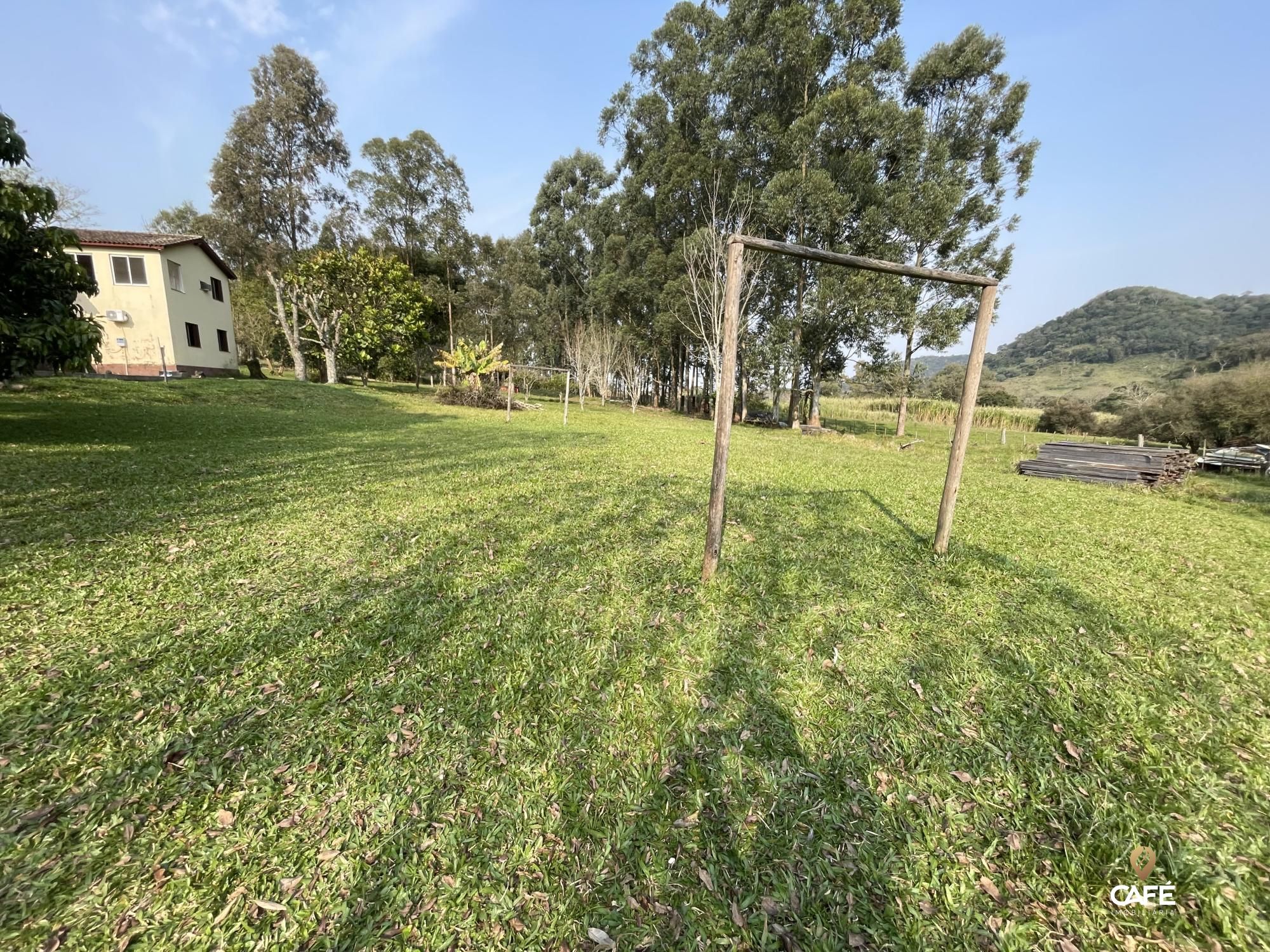 Fazenda à venda com 4 quartos, 240000m² - Foto 52