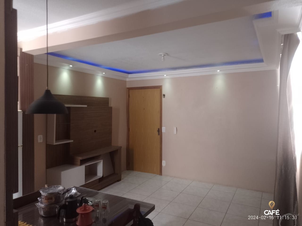 Apartamento à venda com 2 quartos, 44m² - Foto 2