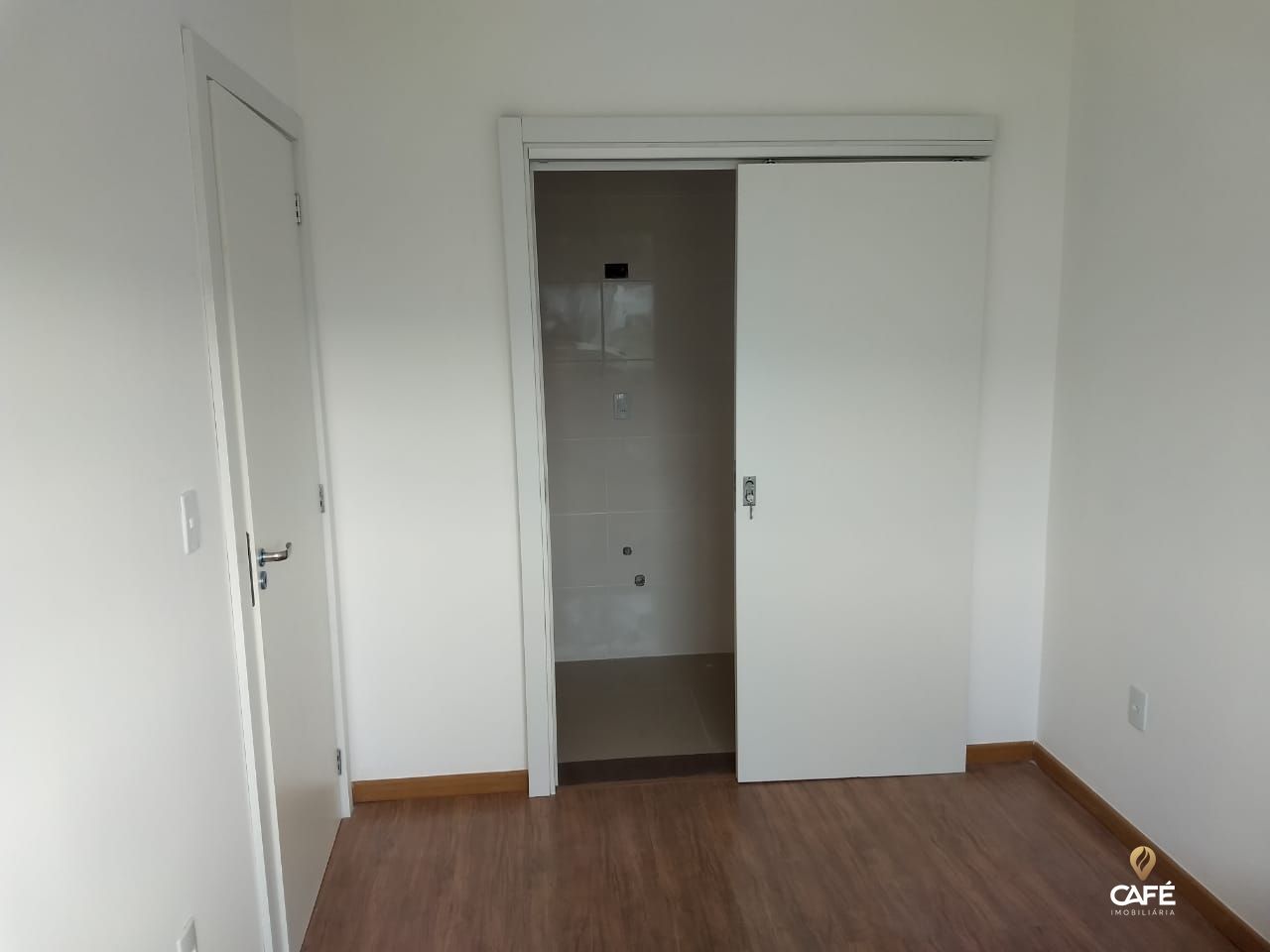 Apartamento à venda com 2 quartos, 56m² - Foto 3