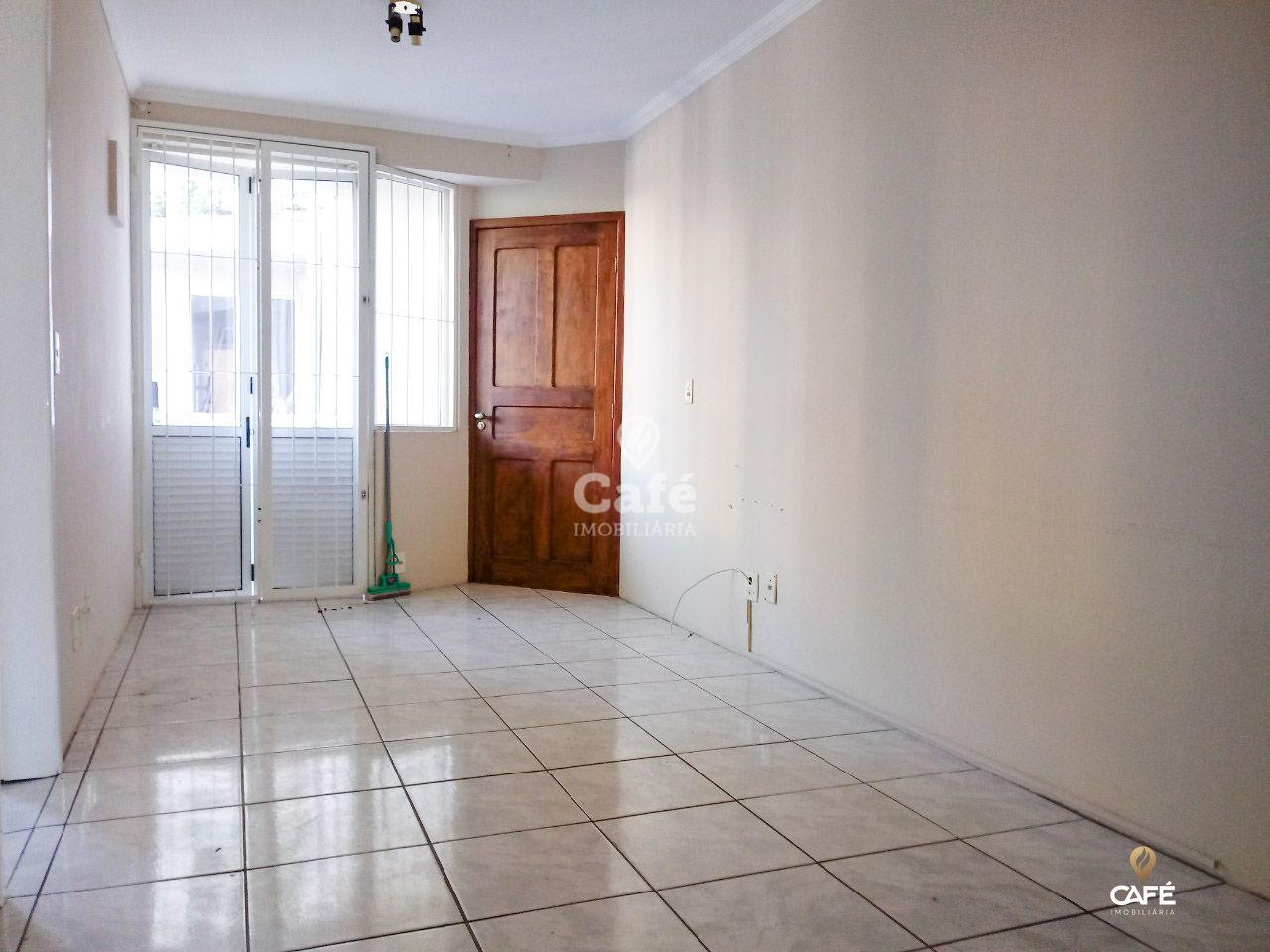 Apartamento à venda com 2 quartos, 71m² - Foto 2