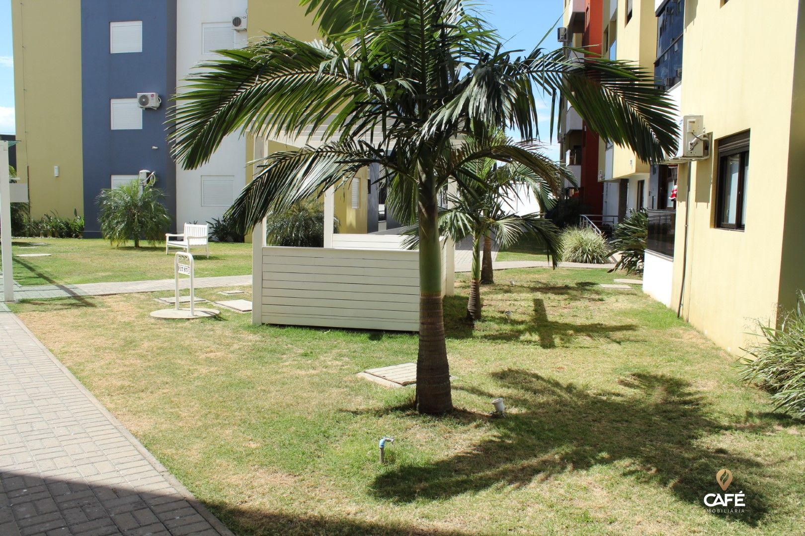 Apartamento à venda com 2 quartos, 68m² - Foto 1