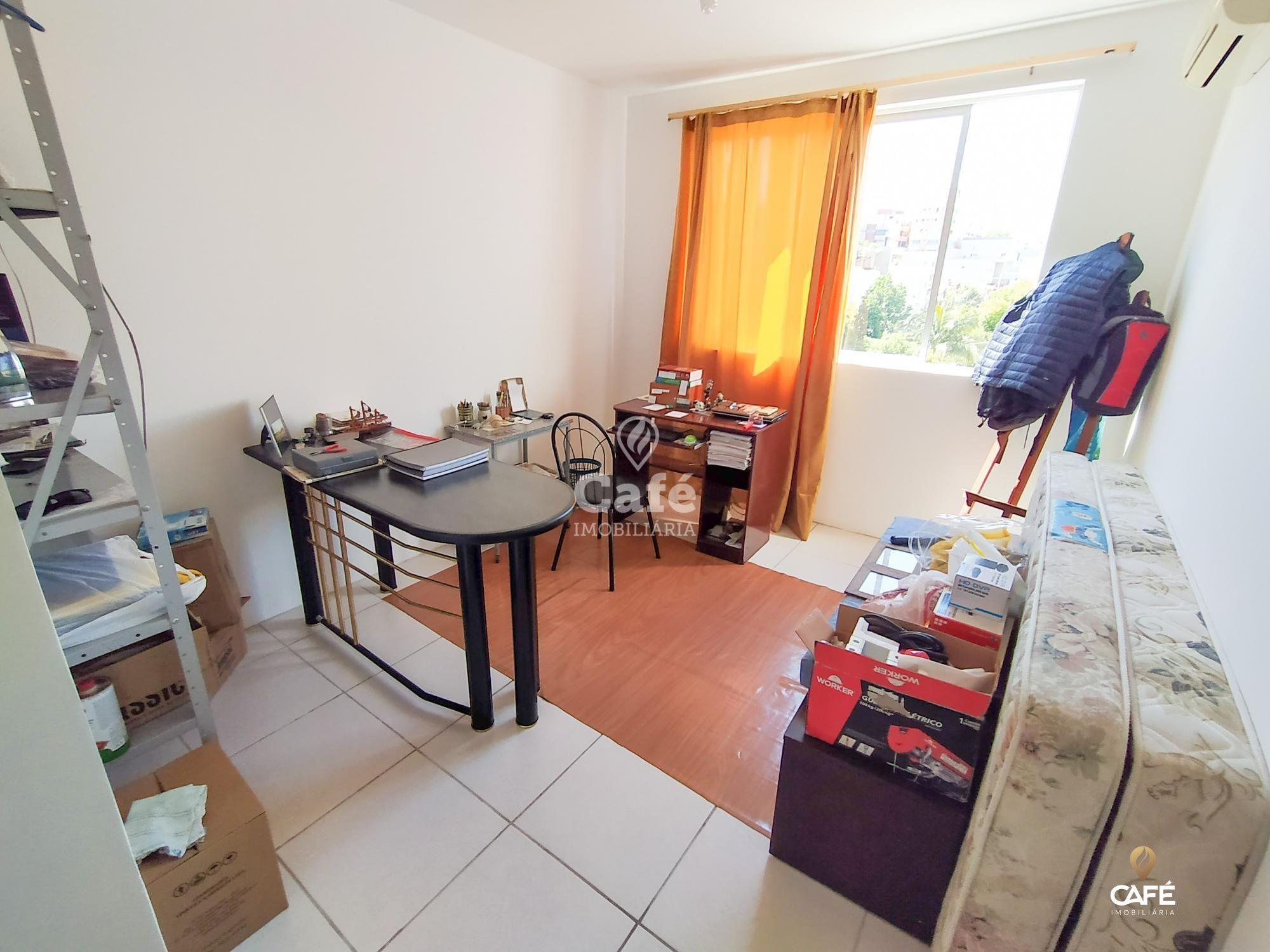 Apartamento à venda com 2 quartos, 81m² - Foto 2