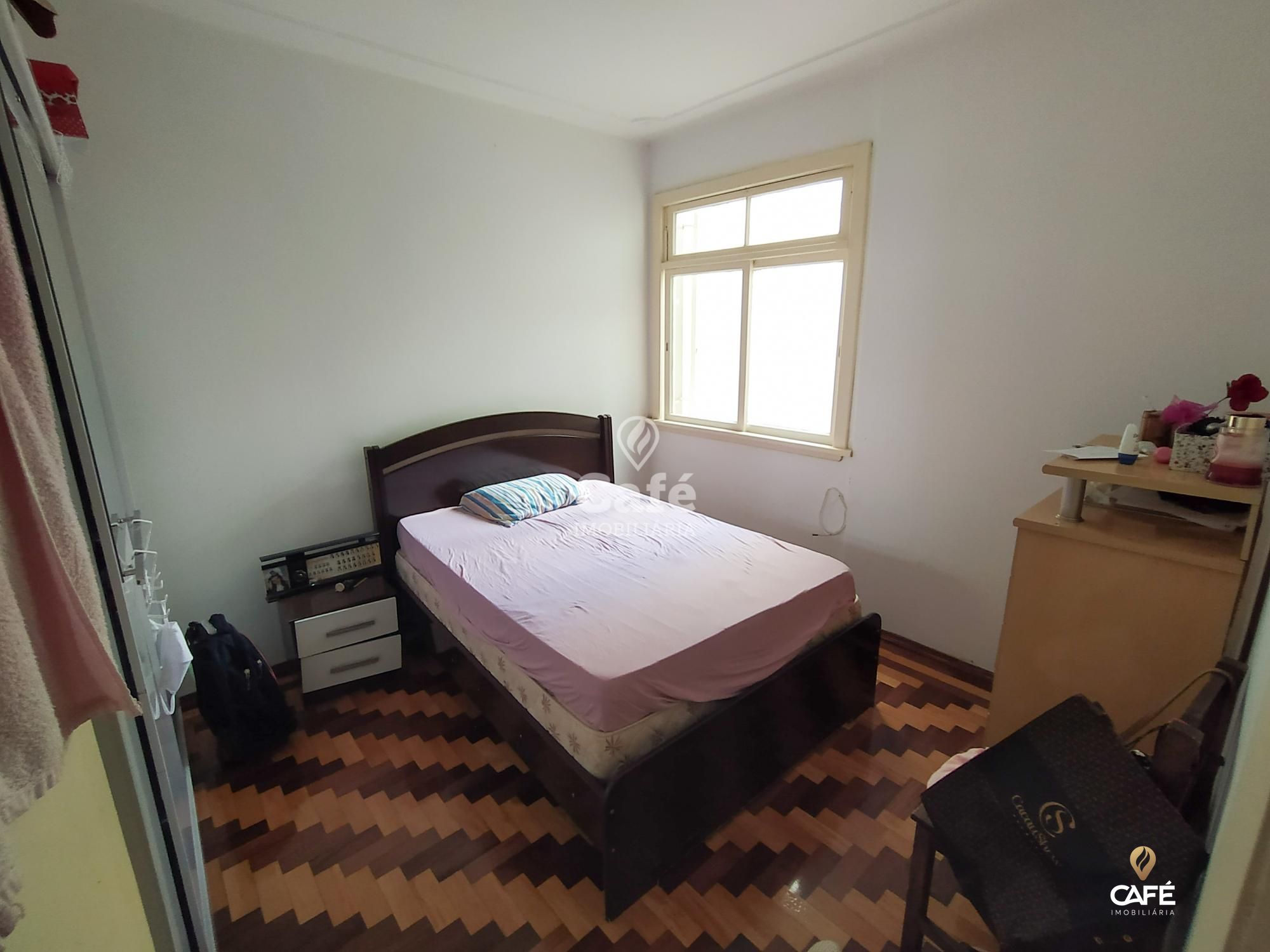 Apartamento à venda com 3 quartos, 121m² - Foto 7