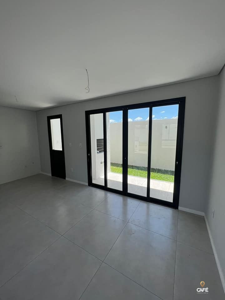 Casa à venda com 2 quartos, 84m² - Foto 3