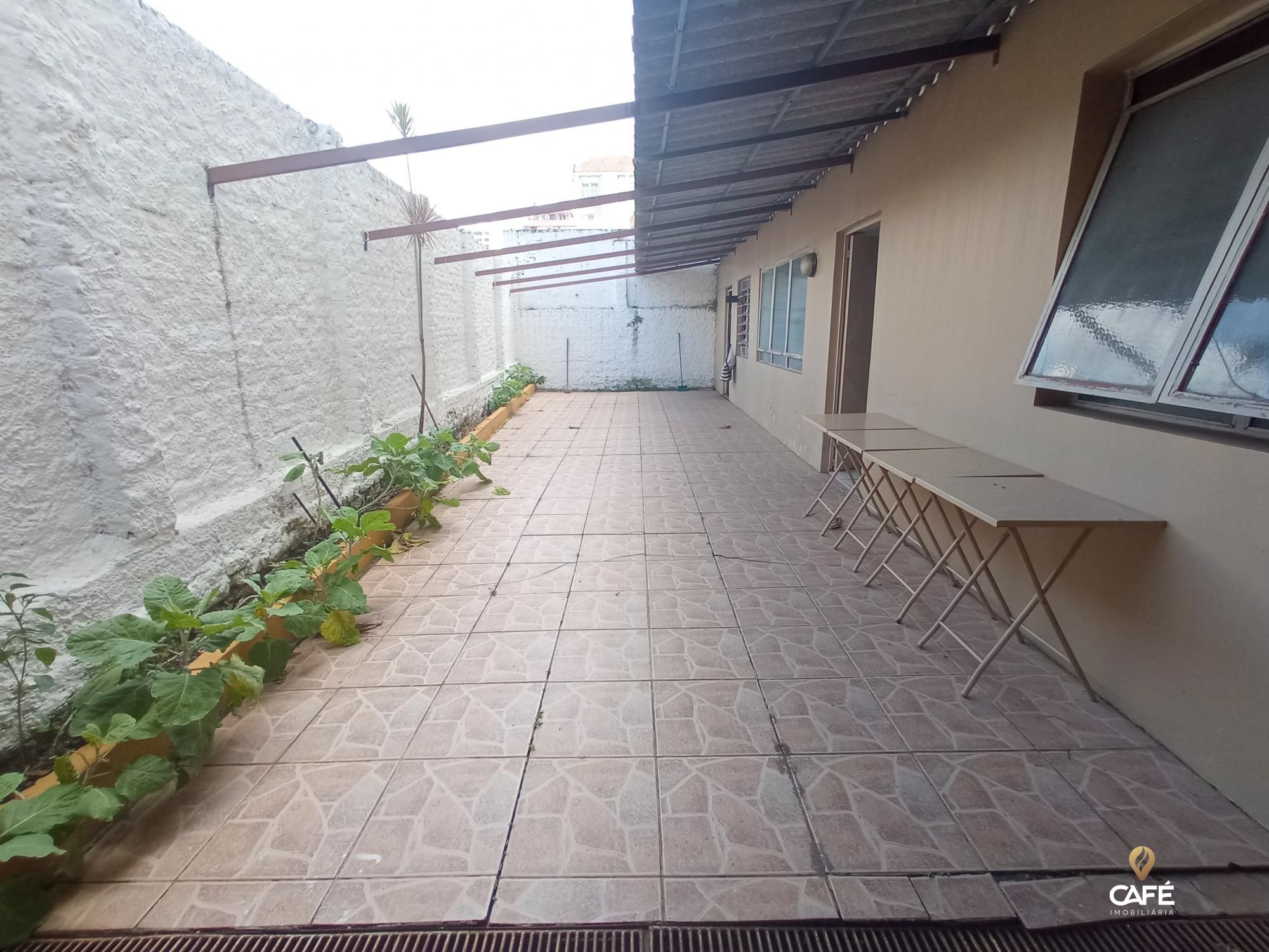 Cobertura à venda com 3 quartos, 250m² - Foto 3