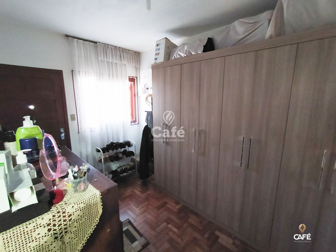 Casa à venda com 6 quartos, 404m² - Foto 3