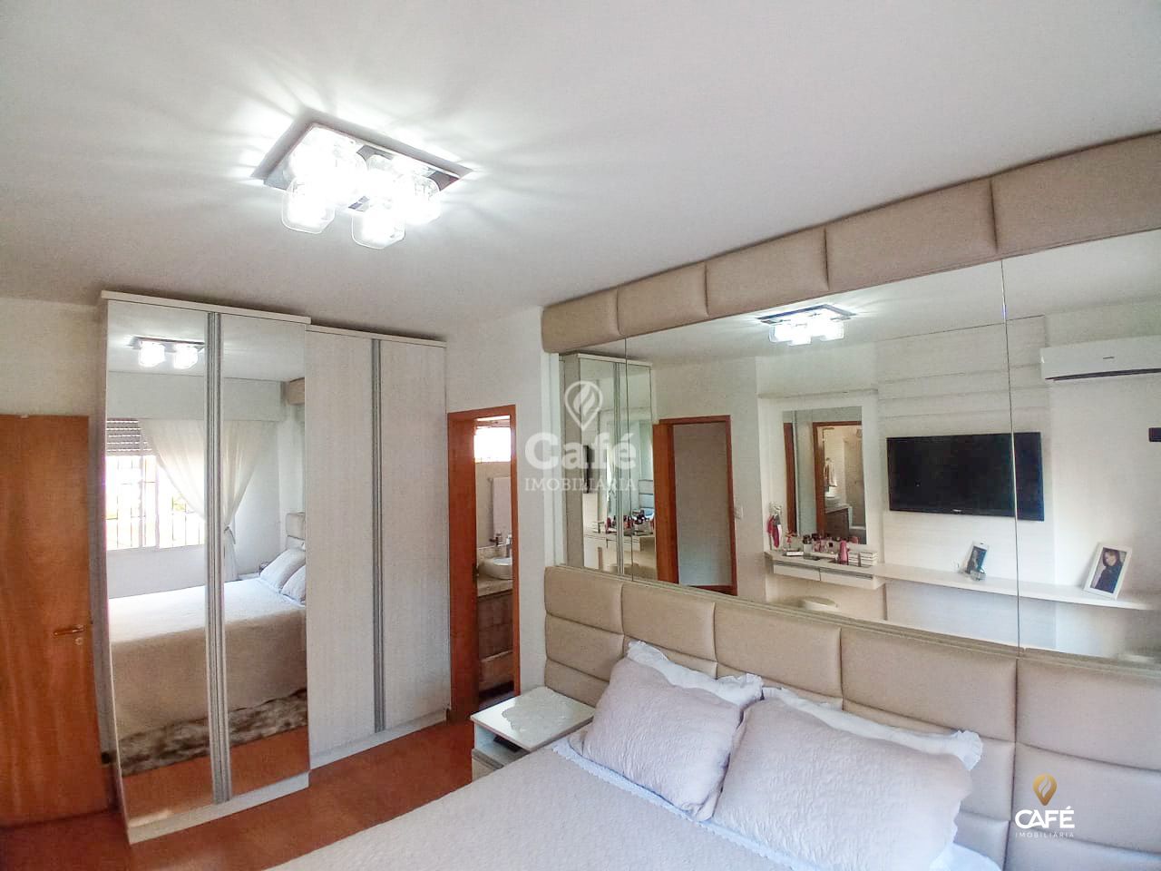 Apartamento à venda com 2 quartos, 96m² - Foto 4