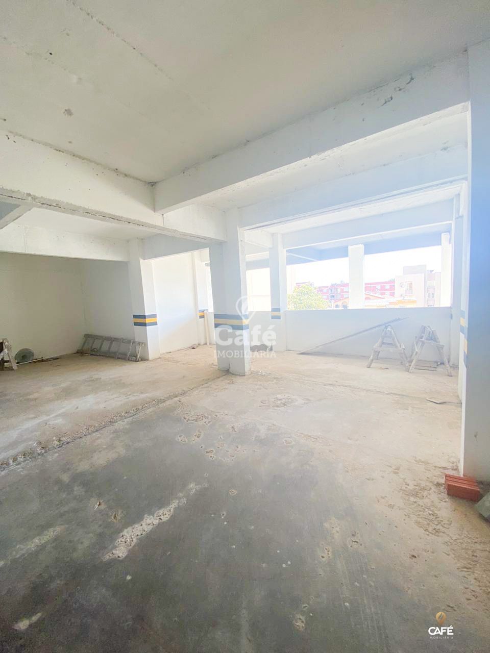 Conjunto Comercial-Sala à venda com 1 quarto, 1300m² - Foto 3