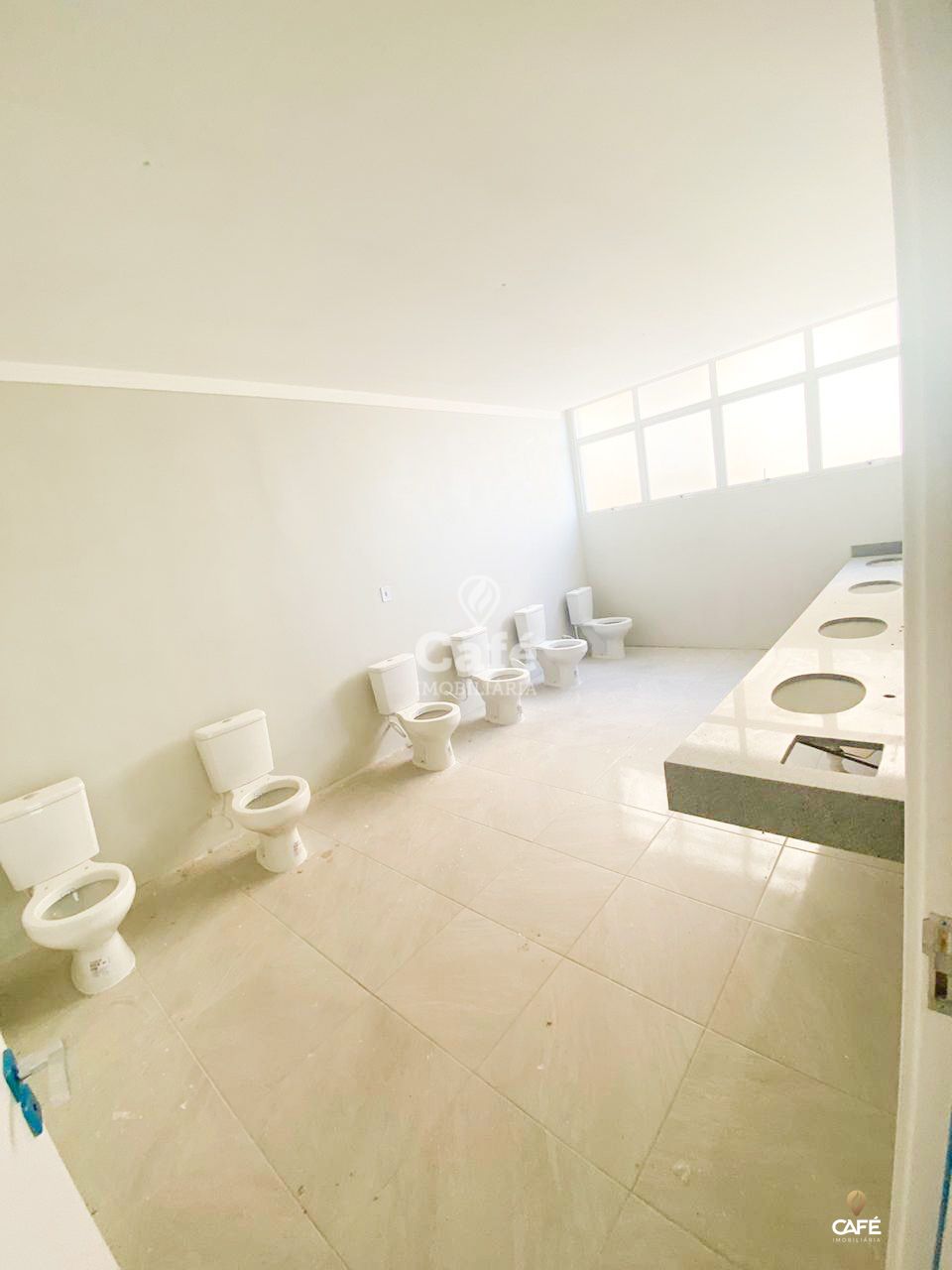 Conjunto Comercial-Sala à venda com 1 quarto, 1300m² - Foto 4