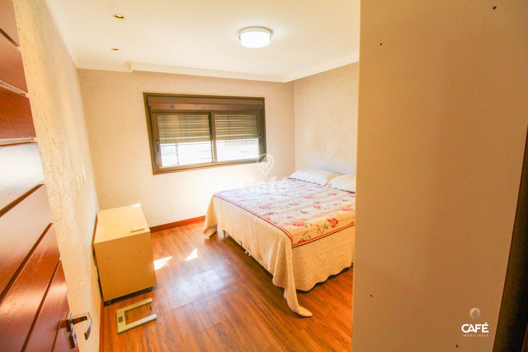 Casa, 3 quartos, 216 m² - Foto 4