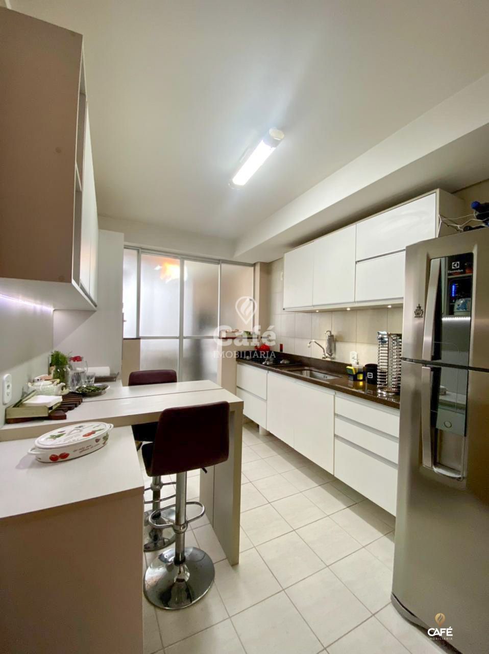 Apartamento à venda com 3 quartos, 79m² - Foto 11