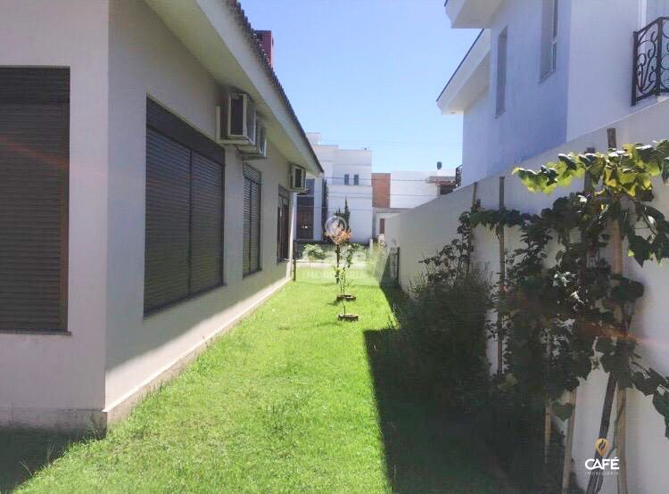 Casa, 3 quartos, 233 m² - Foto 14