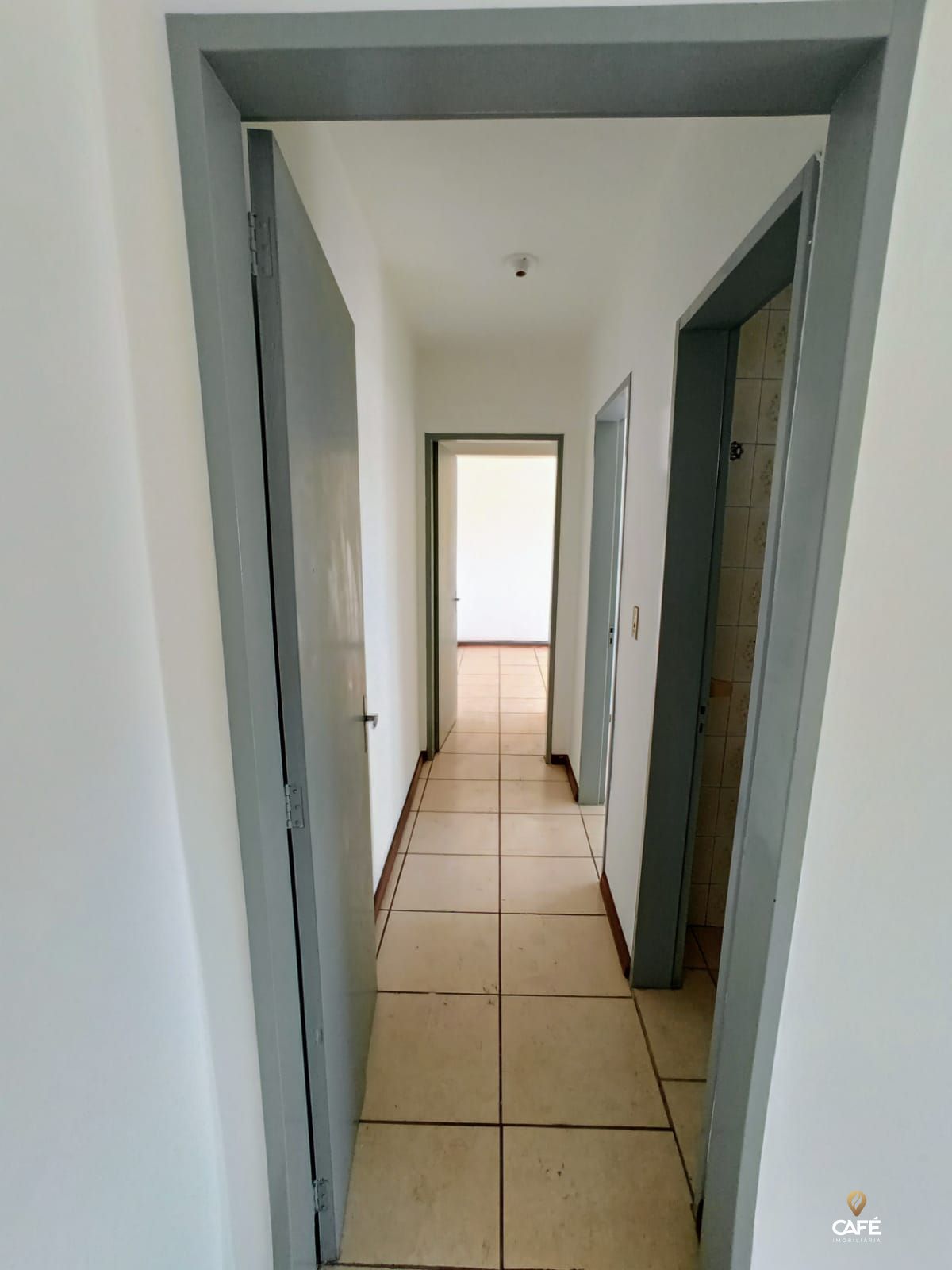 Apartamento à venda com 2 quartos, 73m² - Foto 3