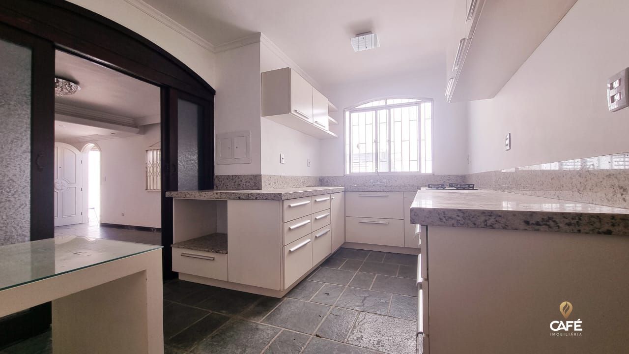 Casa, 3 quartos, 241 m² - Foto 11