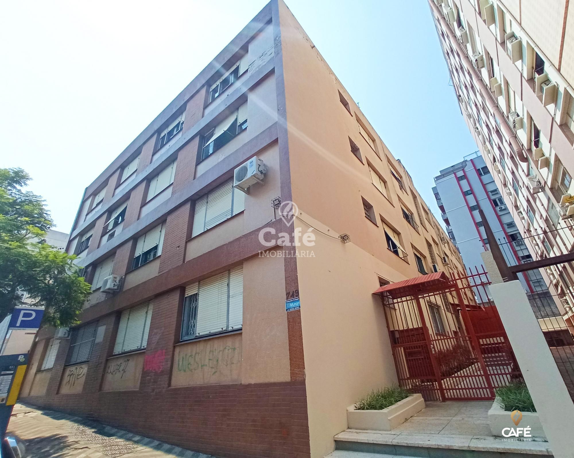 Apartamento à venda com 3 quartos, 98m² - Foto 1