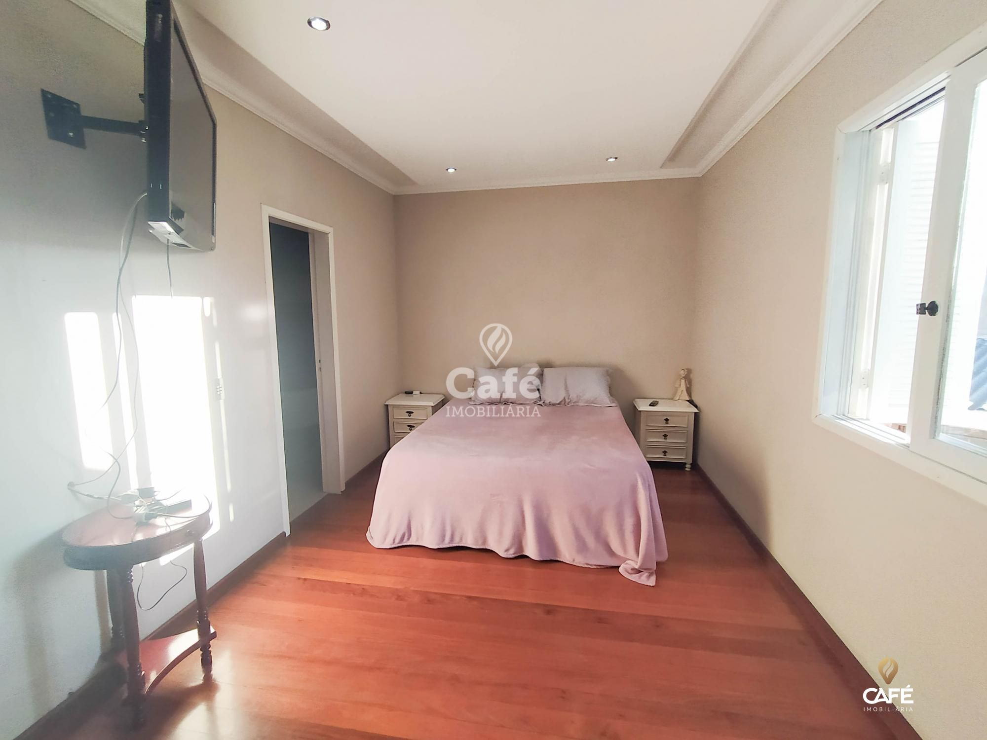 Casa à venda com 4 quartos, 323m² - Foto 15