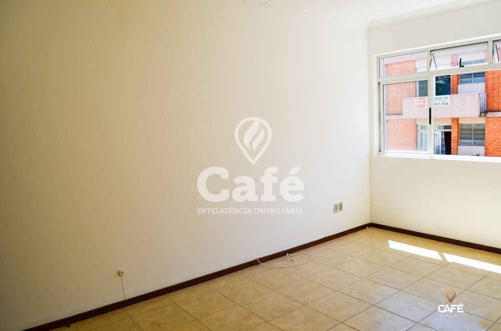 Apartamento à venda com 2 quartos, 70m² - Foto 5