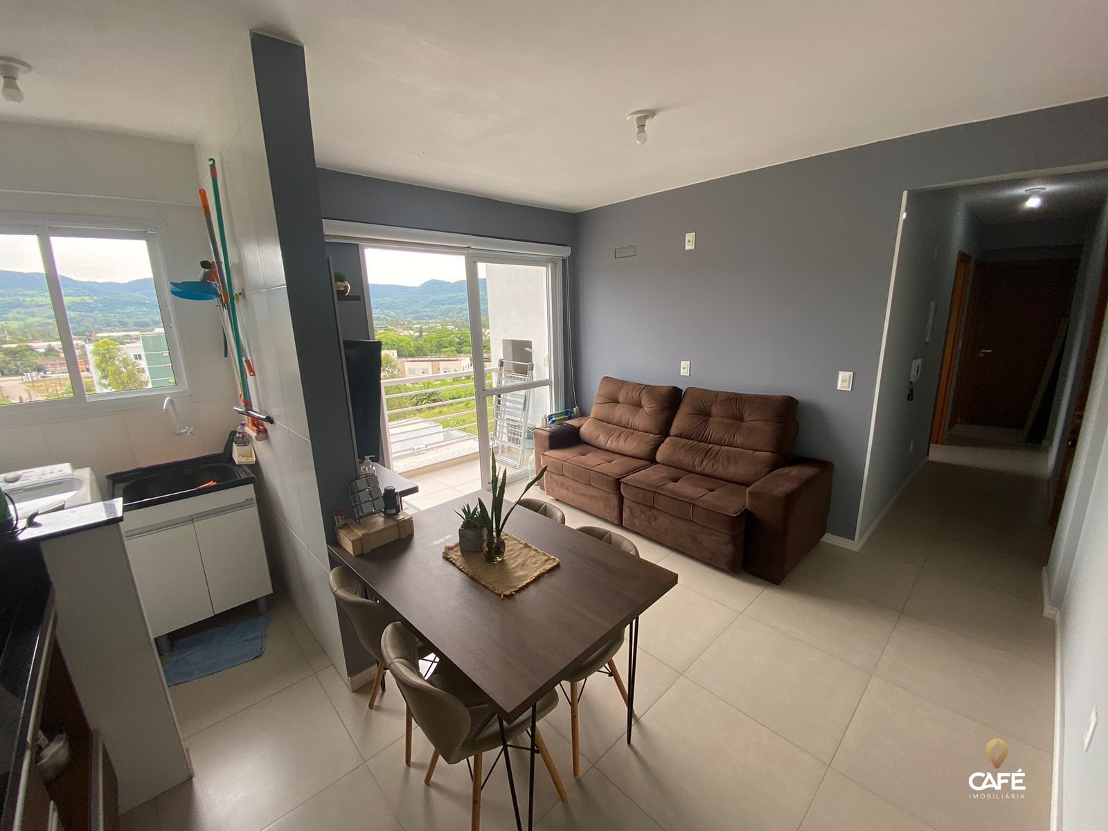 Apartamento à venda com 2 quartos, 63m² - Foto 1