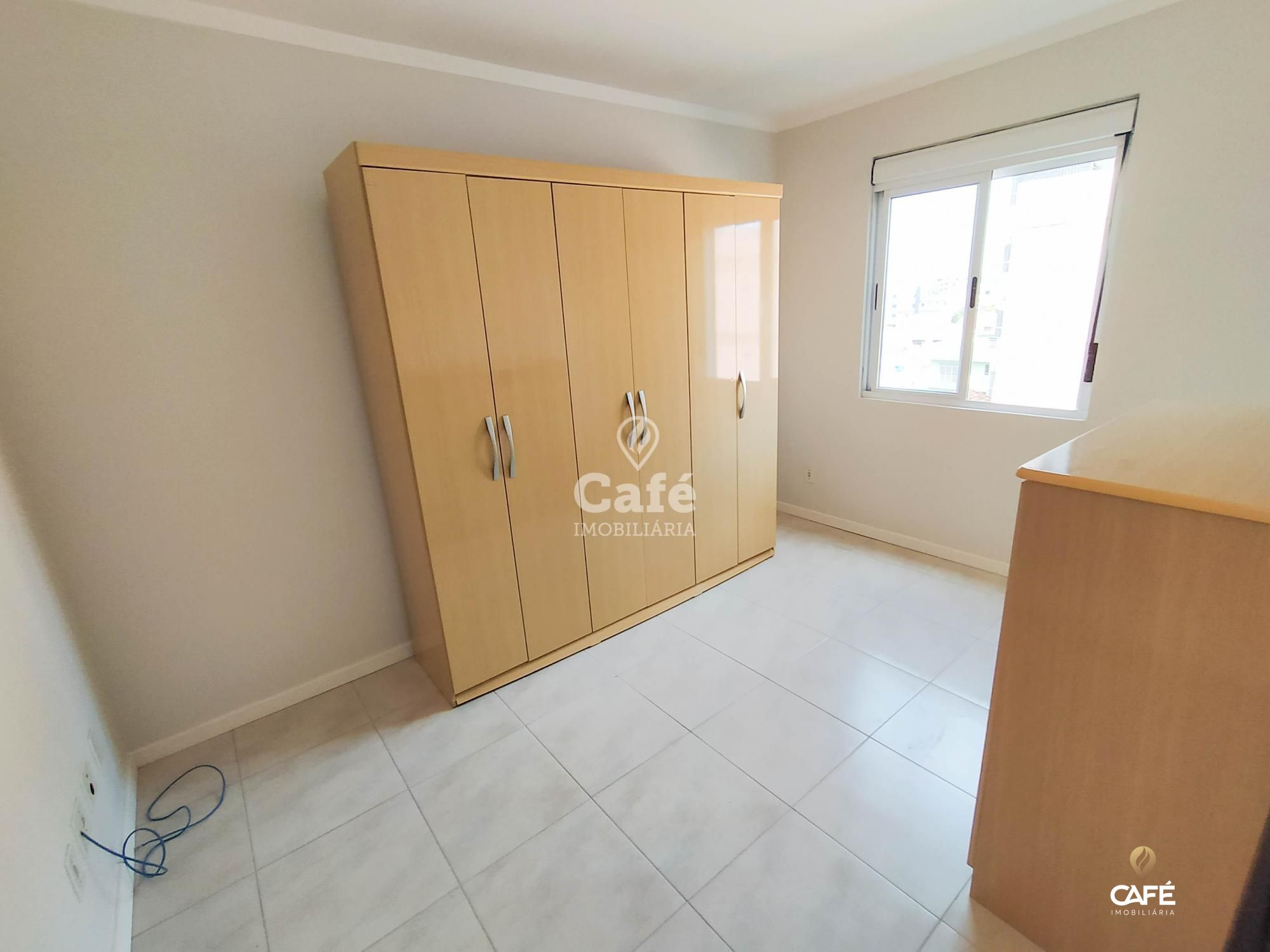 Apartamento à venda com 2 quartos, 76m² - Foto 8