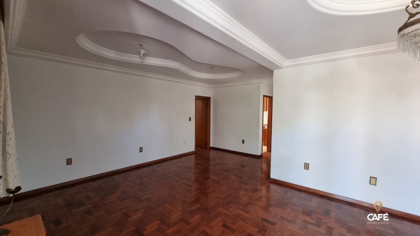 Apartamento à venda com 5 quartos, 160m² - Foto 2