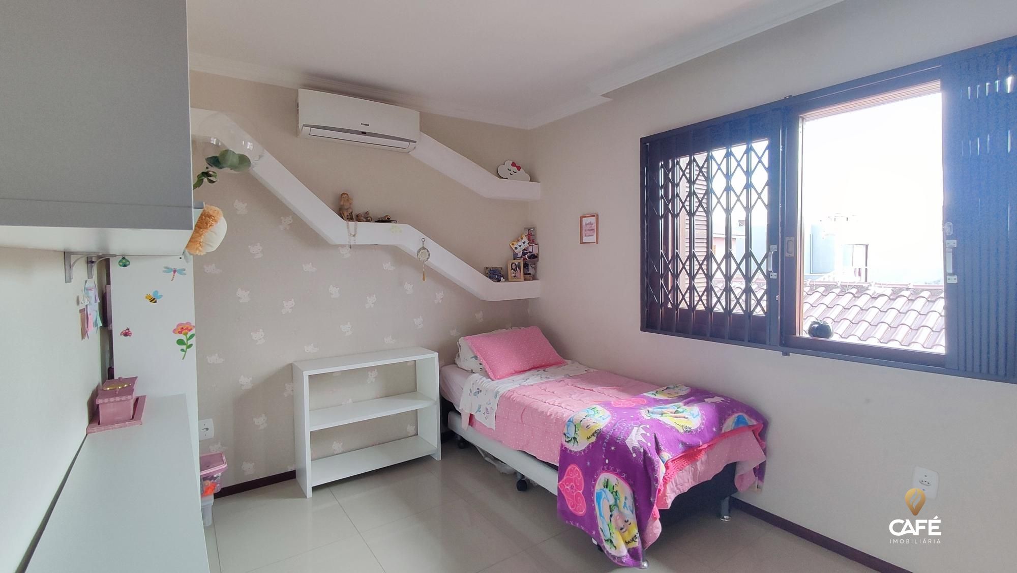 Casa, 3 quartos, 241 m² - Foto 15