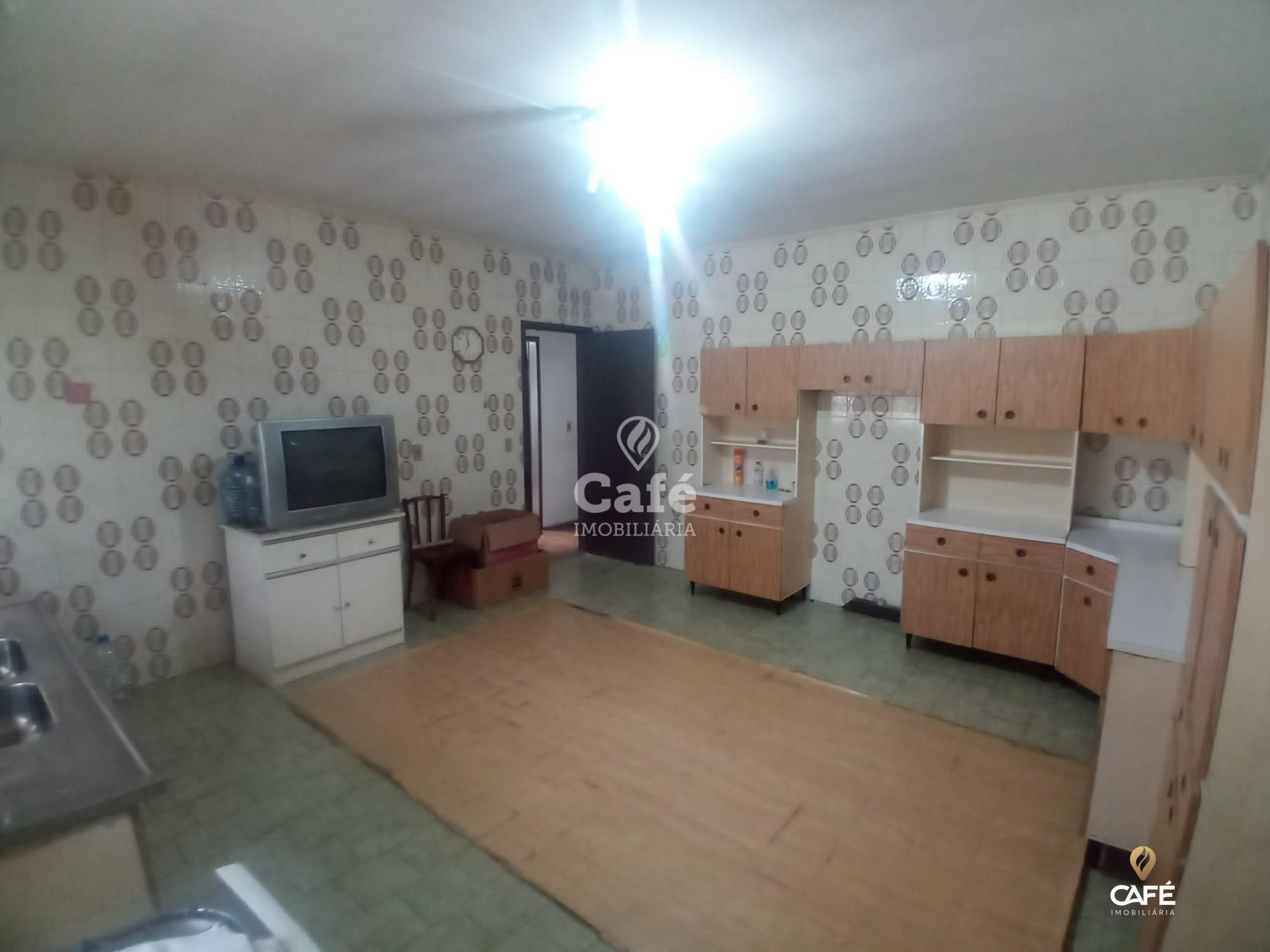 Casa à venda com 3 quartos, 290m² - Foto 4