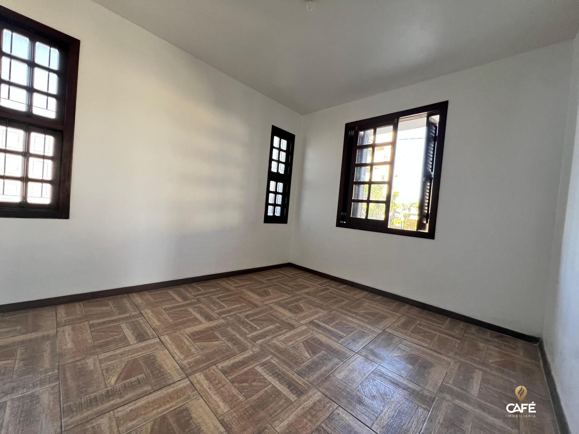 Casa à venda com 4 quartos, 283m² - Foto 6