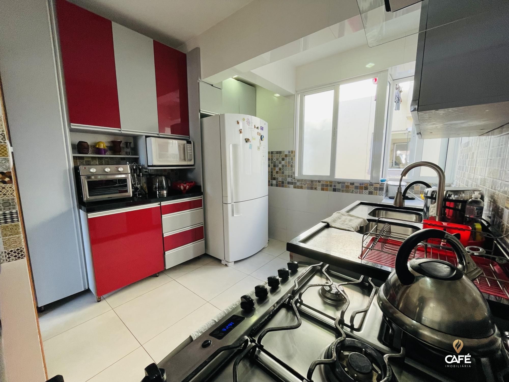 Apartamento à venda com 2 quartos, 62m² - Foto 11