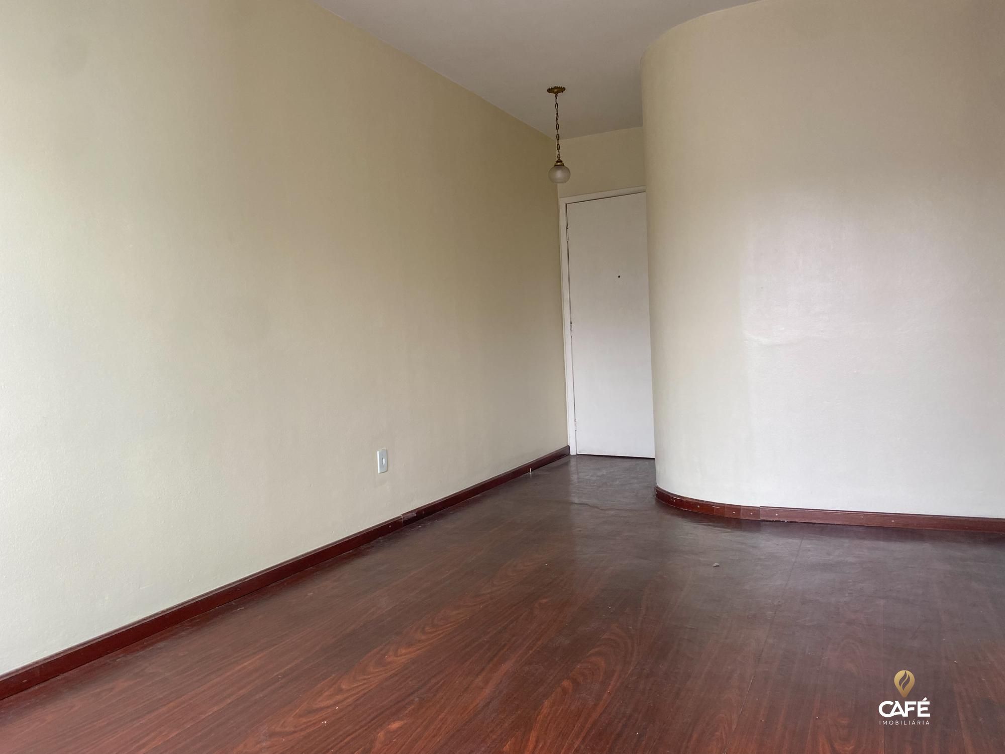 Apartamento à venda com 2 quartos, 66m² - Foto 2