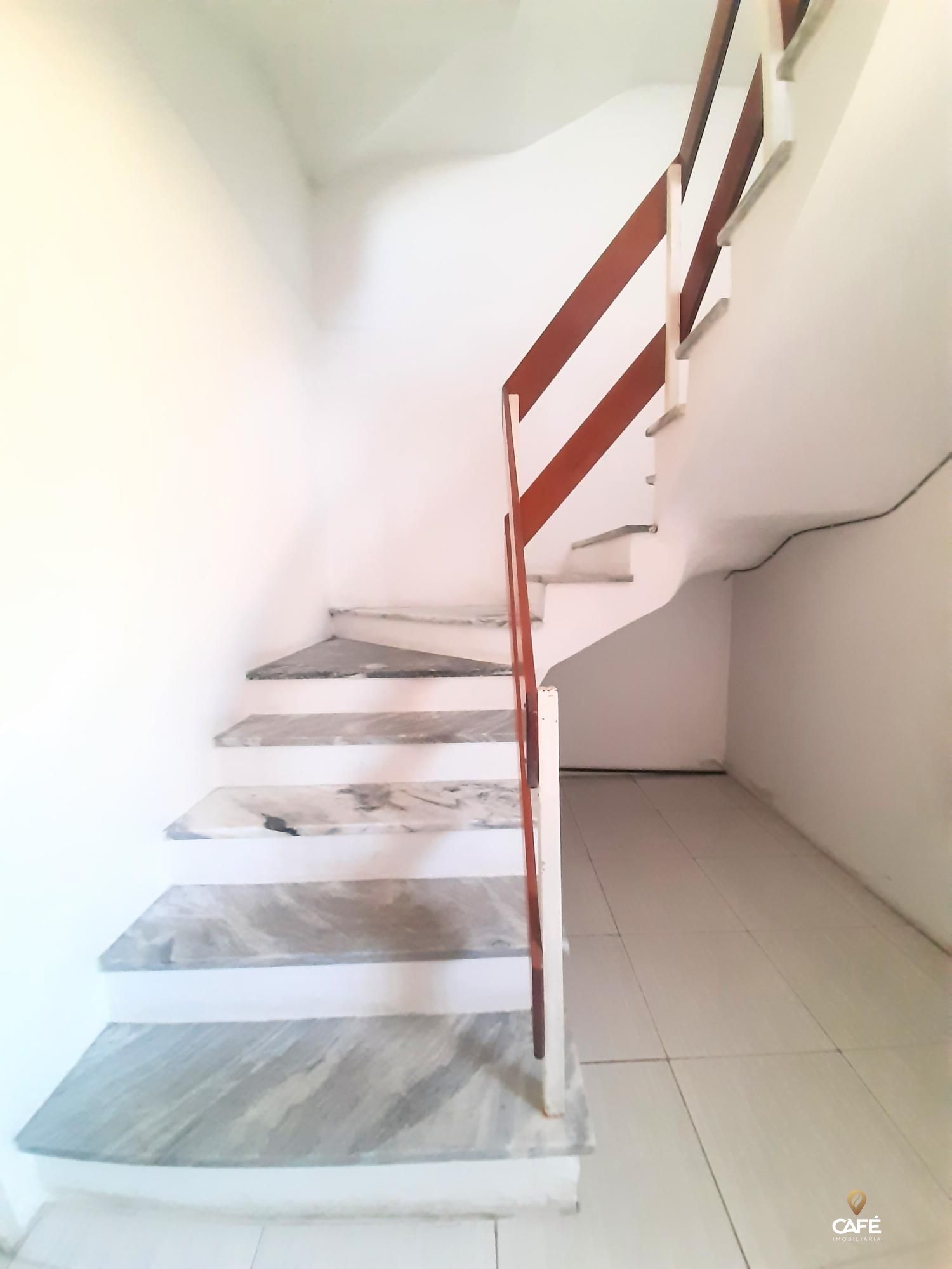 Apartamento à venda com 2 quartos, 104m² - Foto 2