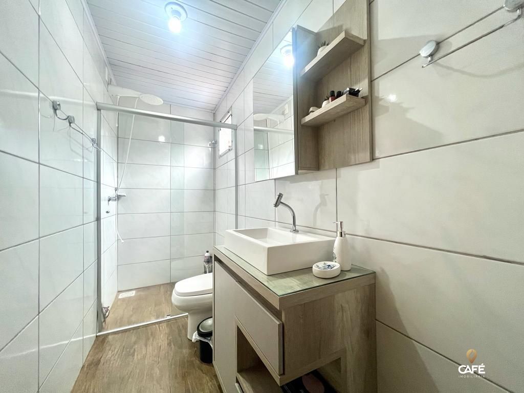 Casa à venda com 3 quartos, 75m² - Foto 6