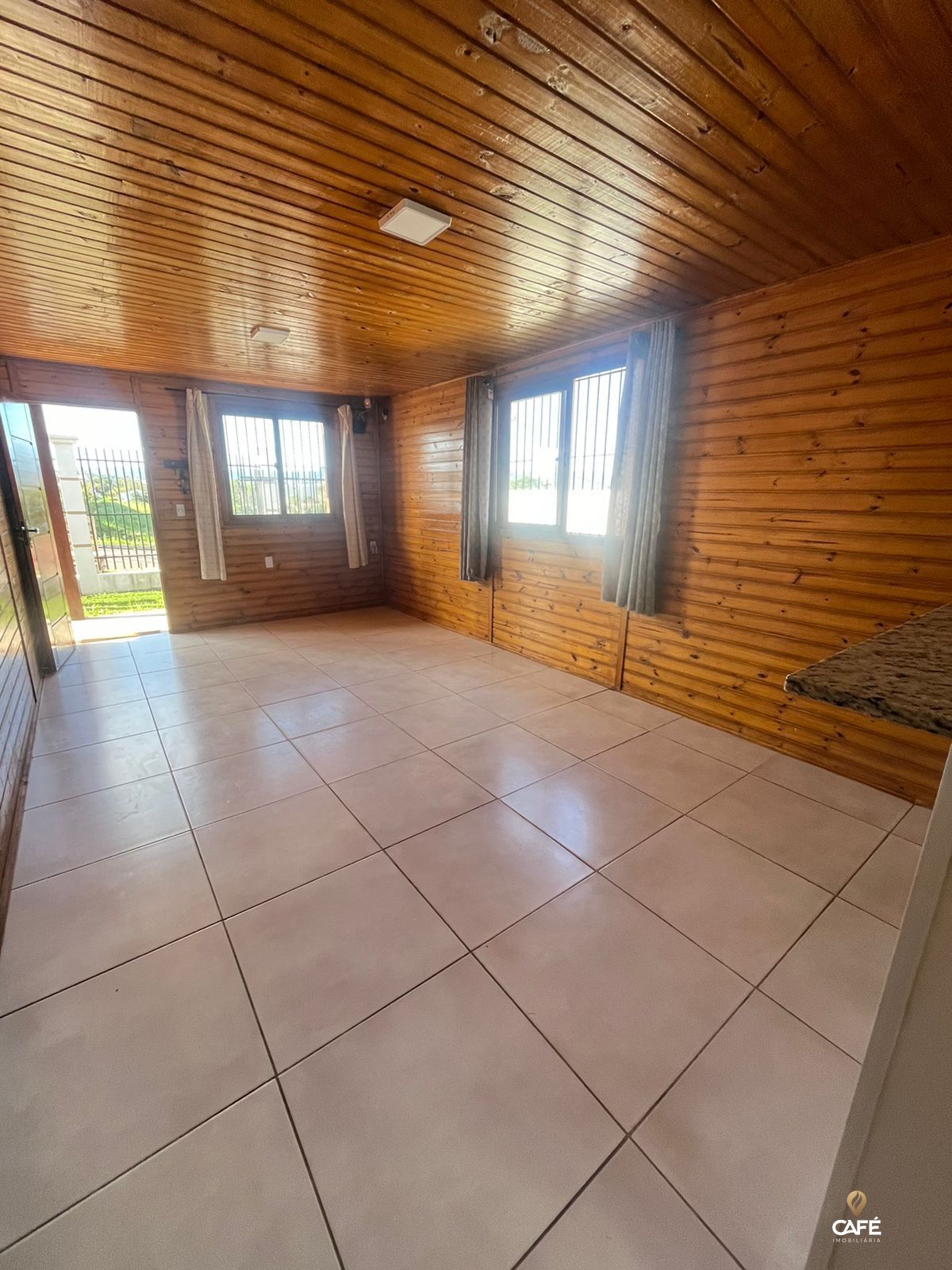 Casa para alugar com 2 quartos, 80m² - Foto 5